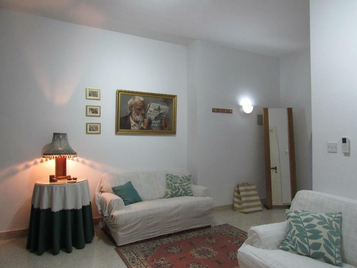 Central Studio Apartment Santa Vennera Buitenkant foto