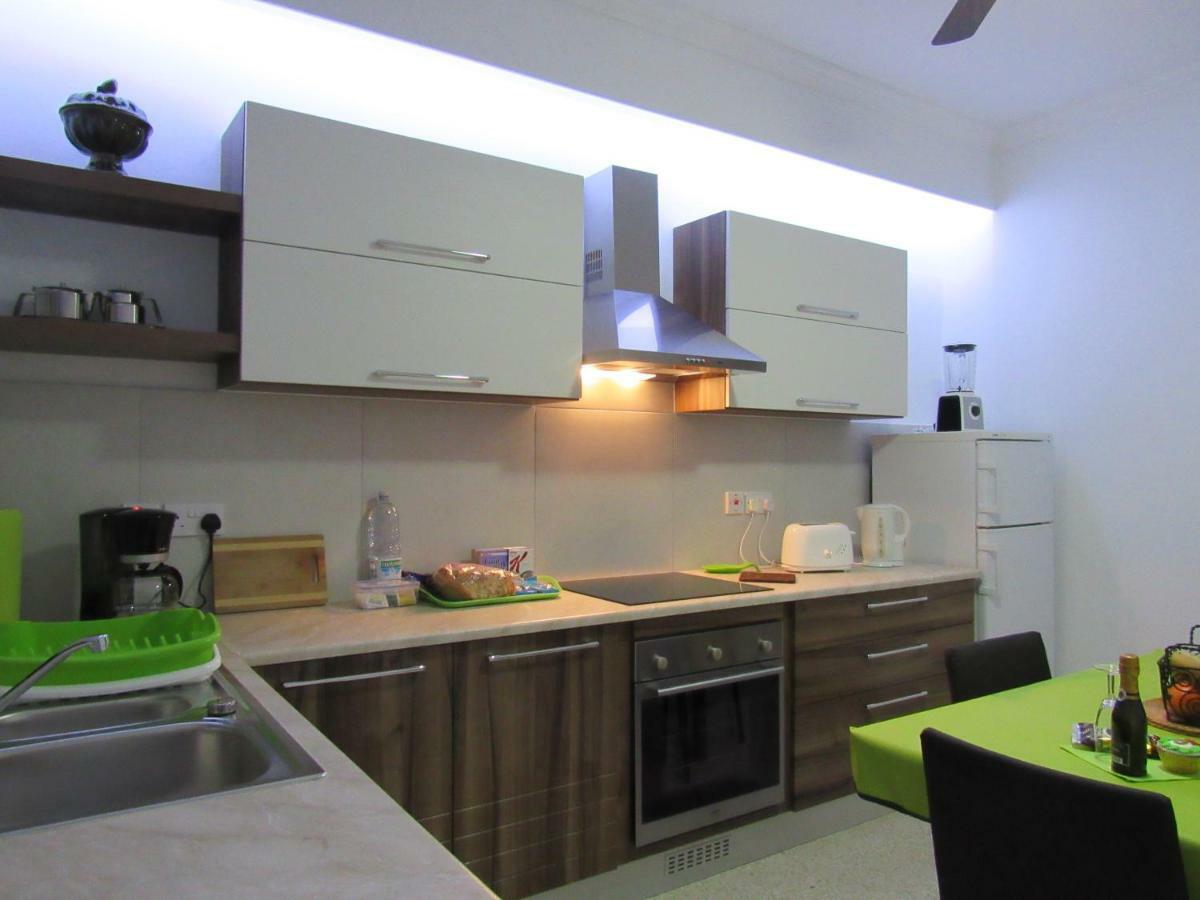 Central Studio Apartment Santa Vennera Buitenkant foto
