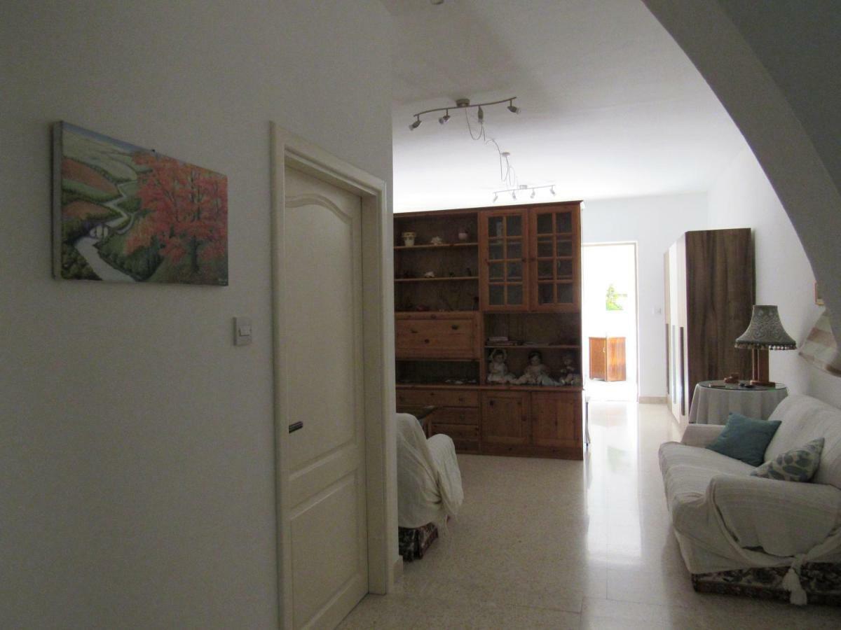 Central Studio Apartment Santa Vennera Buitenkant foto